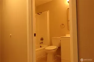 1420 153rd Ave NE, Bellevue, WA 98007 - Photo 11