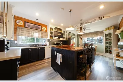 204 W Harris Avenue, Oakville, WA 98568 - Photo 9