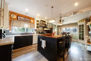 204 W Harris Ave, Oakville, WA 98568 - Photo 9