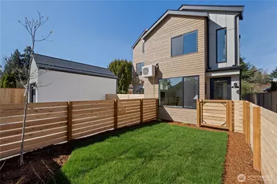 10332 14th Avenue NW, Seattle, WA 98177 - Photo 3