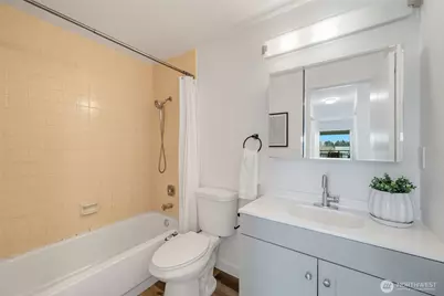 2419 E Madison Street #2461, Seattle, WA 98112 - Photo 19