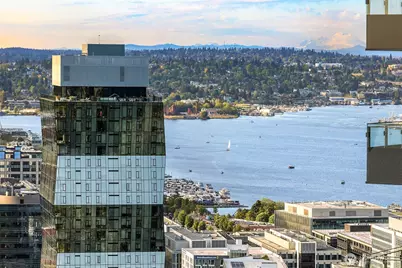 588 Bell Street #3002S, Seattle, WA 98121 - Photo 11