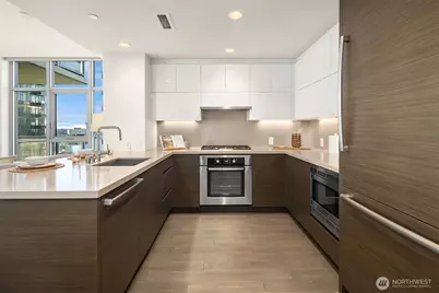588 Bell Street #3002S, Seattle, WA 98121 - Photo 5
