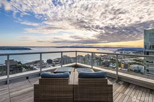 588 Bell St, Seattle, WA 98121 - Photo 25