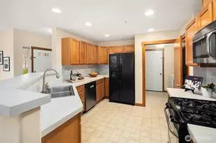 1855 Trossachs Blvd SE, Sammamish, WA 98075 - Photo 11