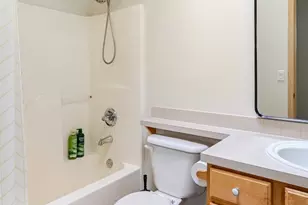 10047 17th Ave SW, Seattle, WA 98146 - Photo 21