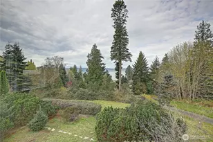 4193 S Camano Dr, Camano Island, WA 98282 - Photo 11