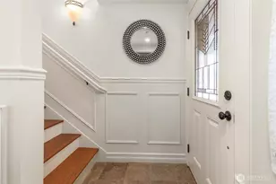 924 2nd Ave W, Seattle, WA 98119 - Photo 3