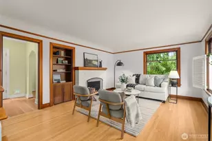 5041 SW Prince St, Seattle, WA 98116 - Photo 9