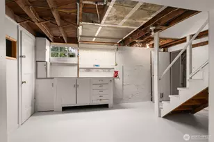 5041 SW Prince St, Seattle, WA 98116 - Photo 35