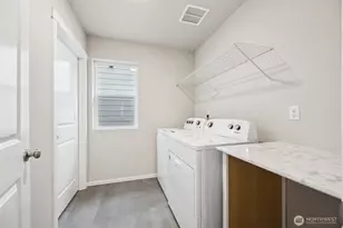 712 129th St E, Tacoma, WA 98445 - Photo 25