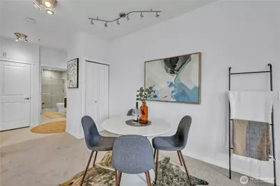530 4th Avenue W #410, Seattle, WA 98119 - Photo 5