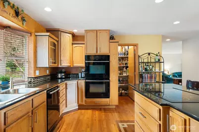 341 E Rainier Court, Allyn, WA 98524 - Photo 11