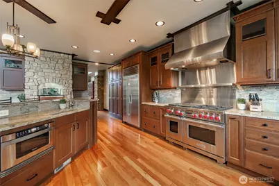 8771 Clubhouse Point Drive, Blaine, WA 98230 - Photo 13