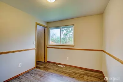 2416 N 25th Place, Mount Vernon, WA 98273 - Photo 13