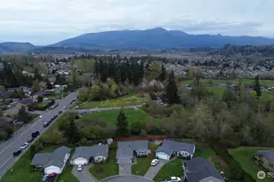 2416 N 25th Pl, Mount Vernon, WA 98273 - Photo 23