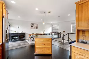 611 S State St, Kirkland, WA 98033 - Photo 13