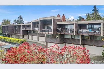 611 S State Street #9, Kirkland, WA 98033 - Photo 1