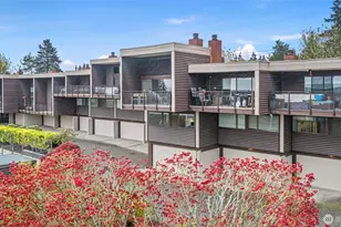 611 S State St, Kirkland, WA 98033 - Photo 1