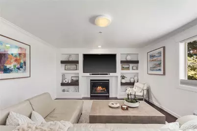 1003 Shelton Ave NE, Renton, WA 98056 - Photo 13