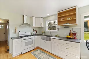 3550 NW Mountain View Rd, Silverdale, WA 98383 - Photo 15