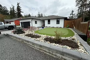 749 Commodore Ln, Camano Island, WA 98282 - Photo 25