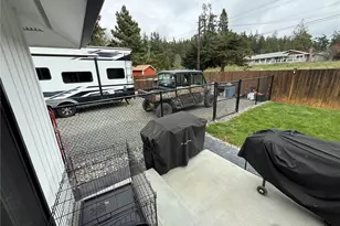 749 Commodore Ln, Camano Island, WA 98282 - Photo 19