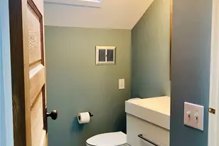 172 Grow Ave NW, Bainbridge Island, WA 98110 - Photo 15