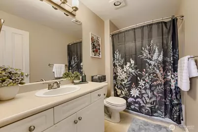 15150 140th Way SE #V104, Renton, WA 98058 - Photo 17