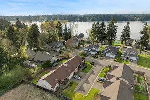 9069 Eagle Point Loop Road SE, Lakewood, WA 98498 - Photo 37