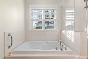 9069 Eagle Point Loop Road SE, Lakewood, WA 98498 - Photo 27