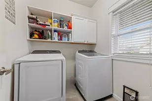 9069 Eagle Point Loop Road SE, Lakewood, WA 98498 - Photo 31