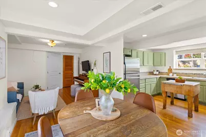 1322 NE 70th Street, Seattle, WA 98115 - Photo 23