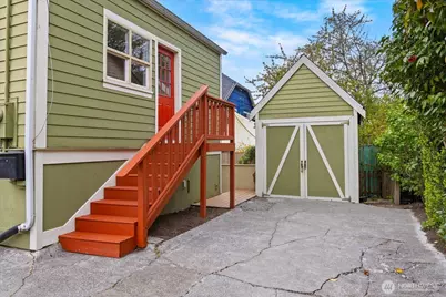 1322 NE 70th Street, Seattle, WA 98115 - Photo 29