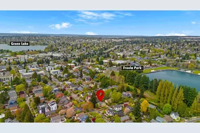 1322 NE 70th Street, Seattle, WA 98115 - Photo 3