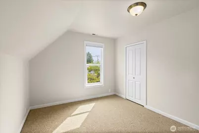 1322 NE 70th Street, Seattle, WA 98115 - Photo 17