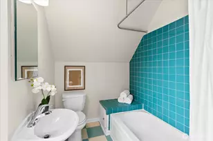 1322 NE 70th St, Seattle, WA 98115 - Photo 19