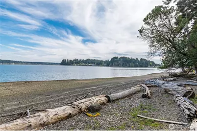 630 E Treasure Island Drive, Allyn, WA 98524 - Photo 5