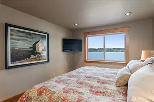 630 E Treasure Island Dr, Allyn, WA 98524 - Photo 39
