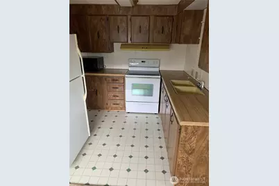 620 112th Street SE #13, Everett, WA 98208 - Photo 3