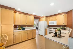 2113 162nd Pl SE, Mill Creek, WA 98012 - Photo 11