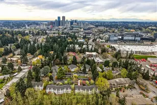 12720 NE 10th Pl, Bellevue, WA 98005 - Photo 19