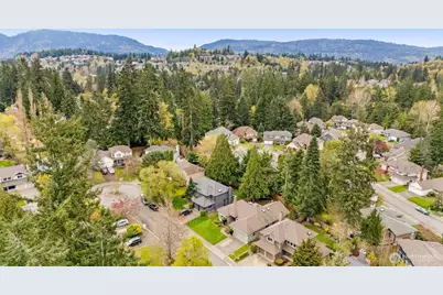 4125 239th Place SE, Sammamish, WA 98029 - Photo 33