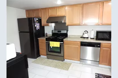 11426 15th Avenue SW, Seattle, WA 98146 - Photo 9