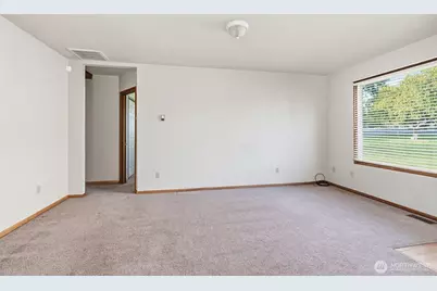 3323 Columbia Heights Road, Longview, WA 98632 - Photo 13