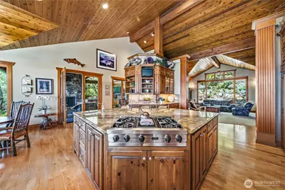 21102 Snag Island Drive E, Lake Tapps, WA 98391 - Photo 11