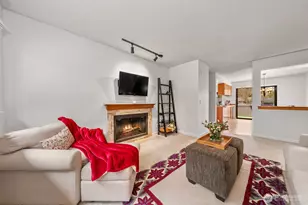 9918 NE 144th Ln, Kirkland, WA 98034 - Photo 5