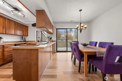 9918 NE 144th Lane #406, Kirkland, WA 98034 - Photo 9