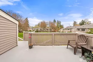 9918 NE 144th Ln, Kirkland, WA 98034 - Photo 11