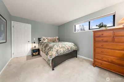 9918 NE 144th Lane #406, Kirkland, WA 98034 - Photo 17